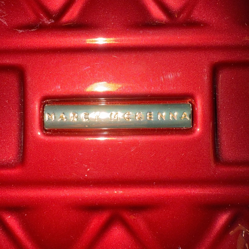 Marcy McKenna Hard Sided Case - Picture 2 of 13